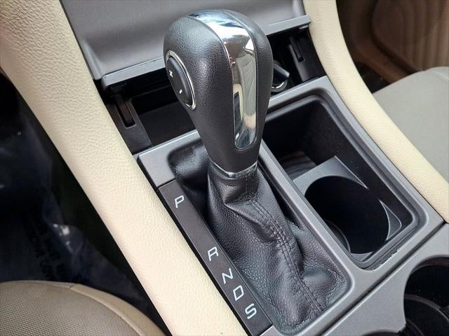 2017 Ford Taurus SE