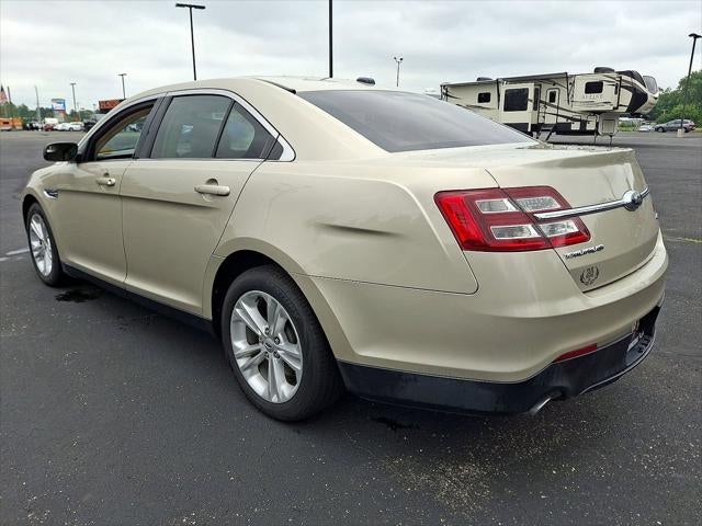 2017 Ford Taurus SE