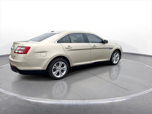 2017 Ford Taurus SE