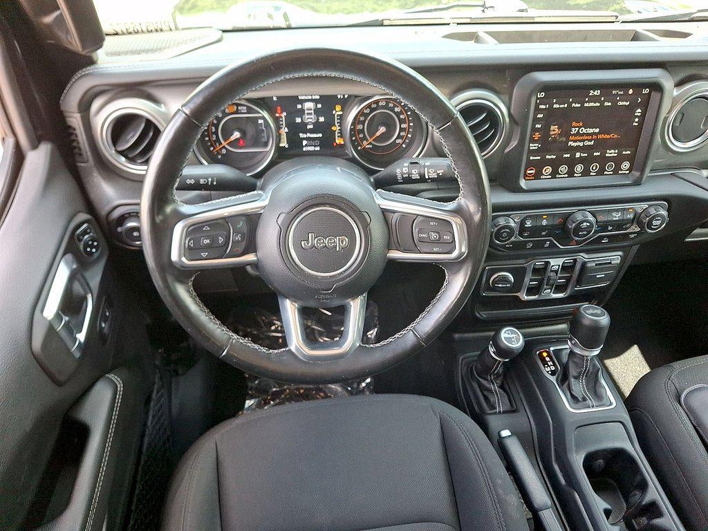 2023 Jeep Wrangler 4-Door Sahara 4x4