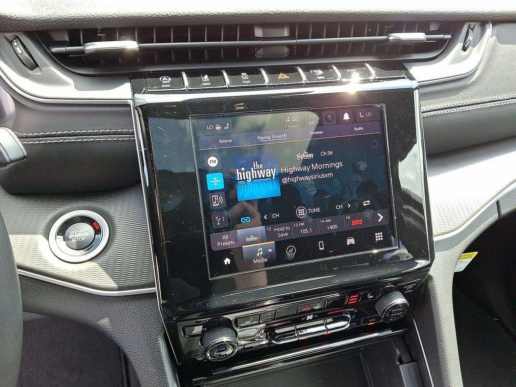 2026 Jeep Grand Cherokee GRAND CHEROKEE LAREDO X 4X4