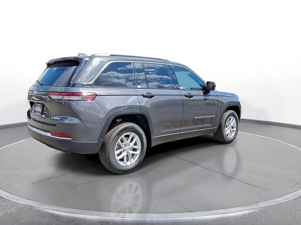 2026 Jeep Grand Cherokee GRAND CHEROKEE LAREDO X 4X4