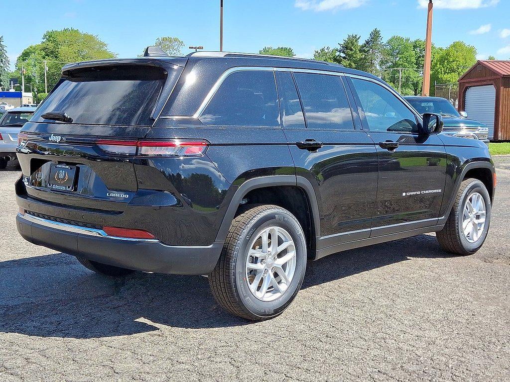 2026 Jeep Grand Cherokee GRAND CHEROKEE LAREDO X 4X4