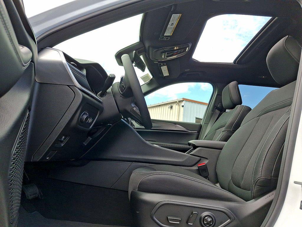 2026 Jeep Grand Cherokee GRAND CHEROKEE L LAREDO X 4X4