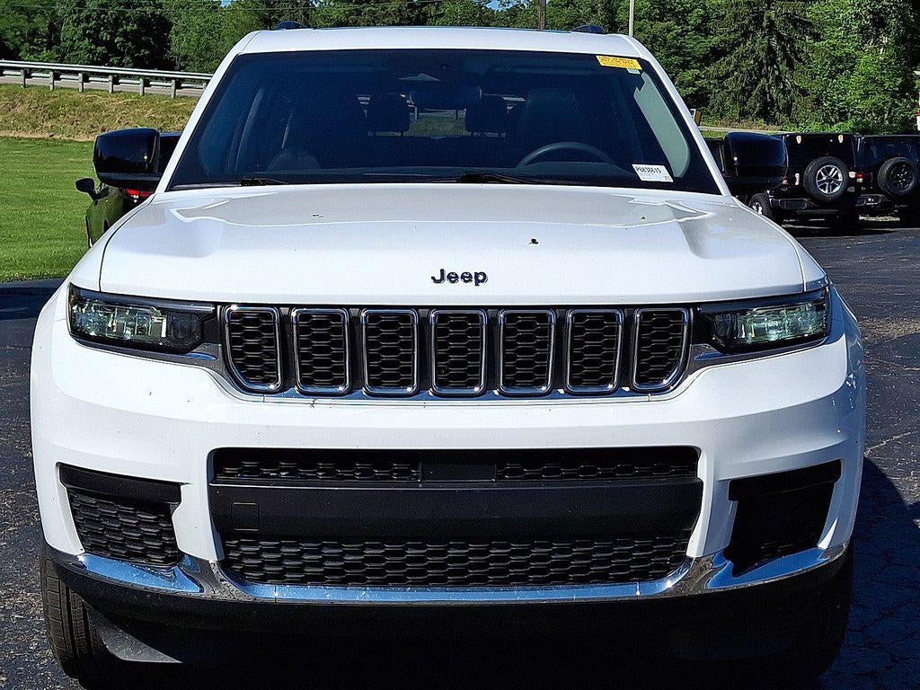 2023 Jeep Grand Cherokee L Laredo 4x4