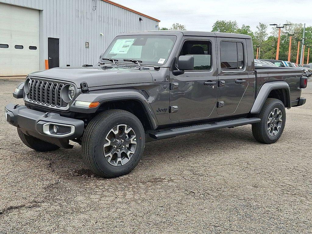 2026 Jeep Gladiator GLADIATOR SAHARA 4X4