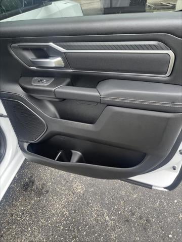 2025 RAM Ram 1500 RAM 1500 BIG HORN CREW CAB 4X4 5'7' BOX