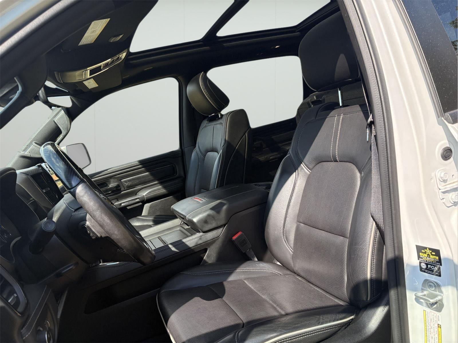 2022 RAM 1500 Limited Crew Cab 4x4 5'7' Box