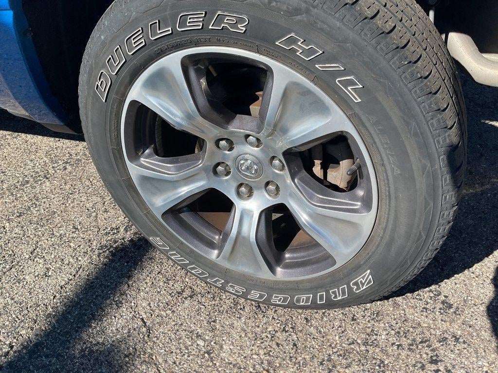 2023 RAM 1500 Laramie Crew Cab 4x4 5'7' Box