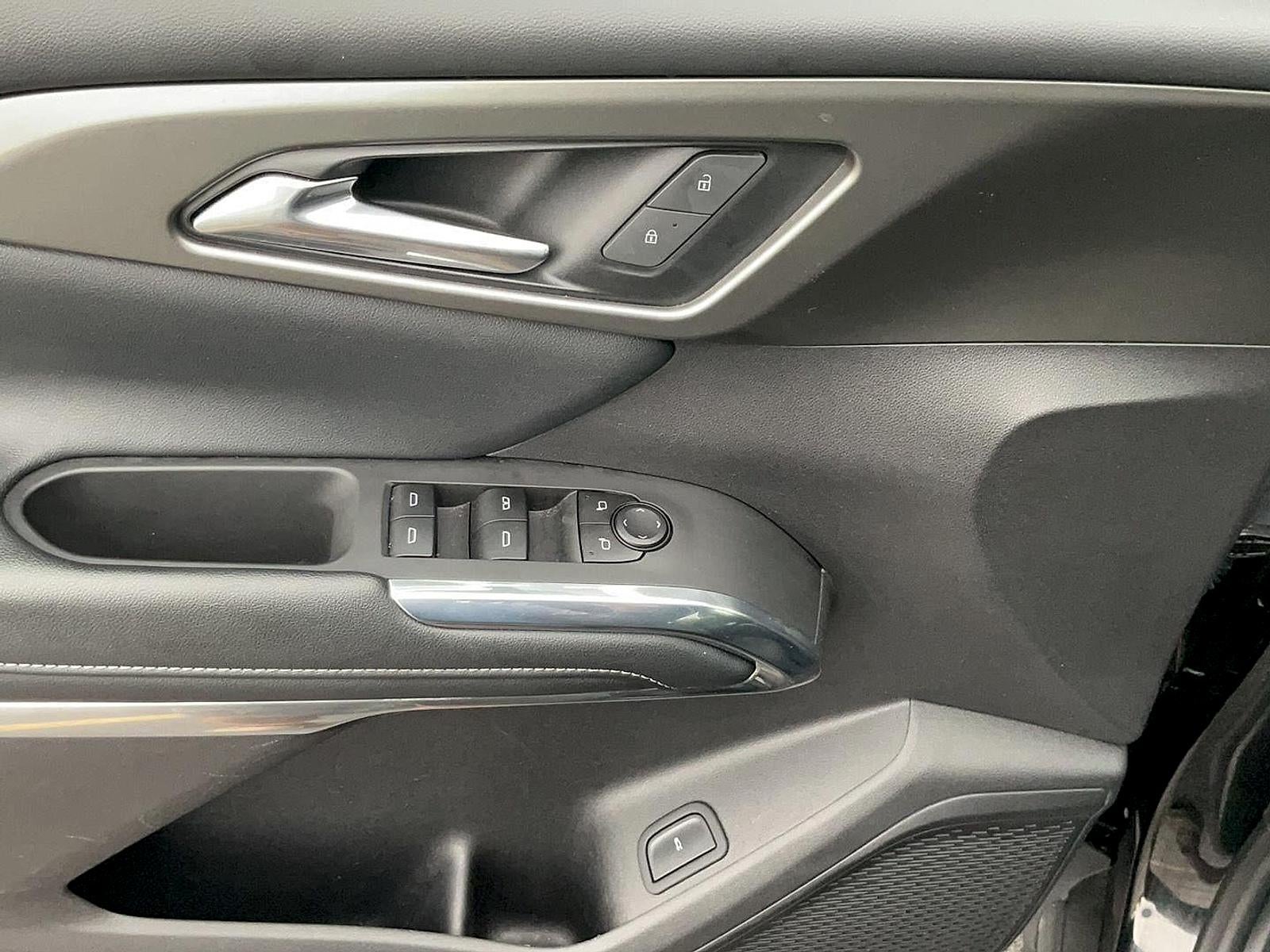 2025 Chevrolet Traverse FWD LT