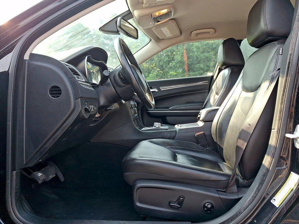 2021 Chrysler 300 Touring L AWD