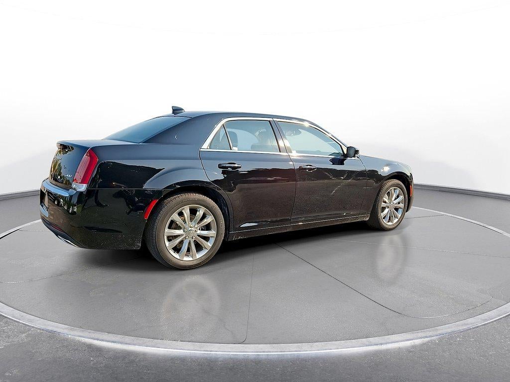 2021 Chrysler 300 Touring L AWD