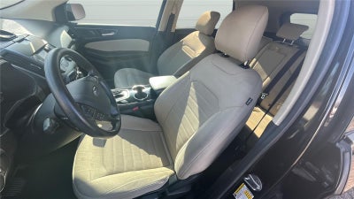 2015 Ford Edge SE