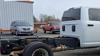 2023 RAM 3500 Chassis Tradesman/SLT/Laramie/Limited
