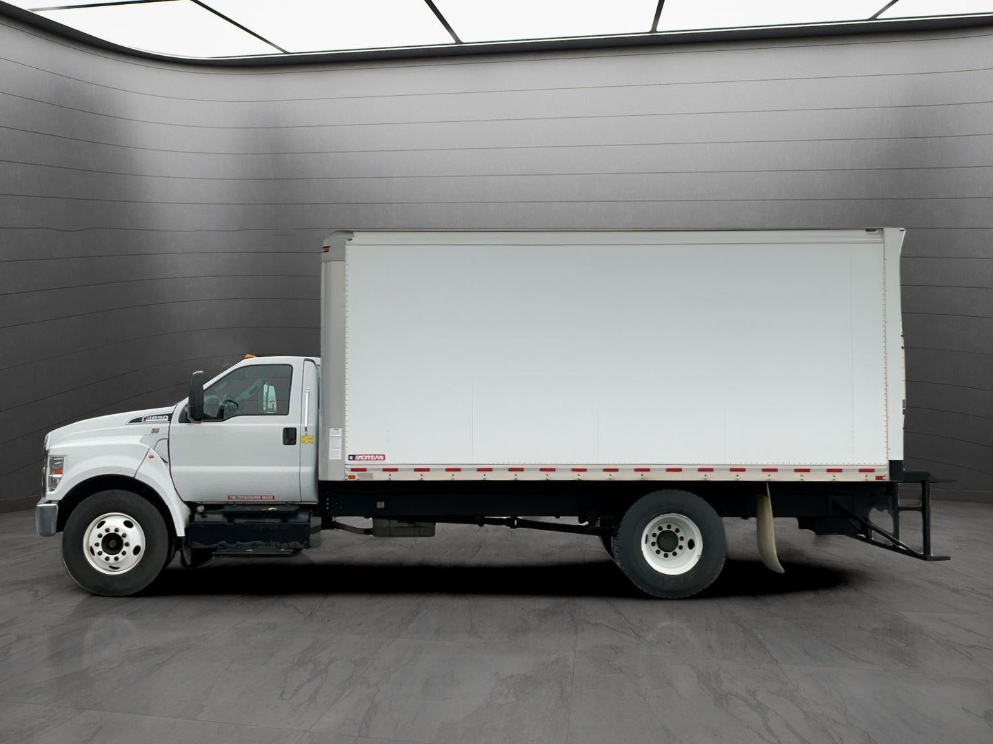 2019 Ford Super Duty F-650 Straight Frame Gas Reg Cab