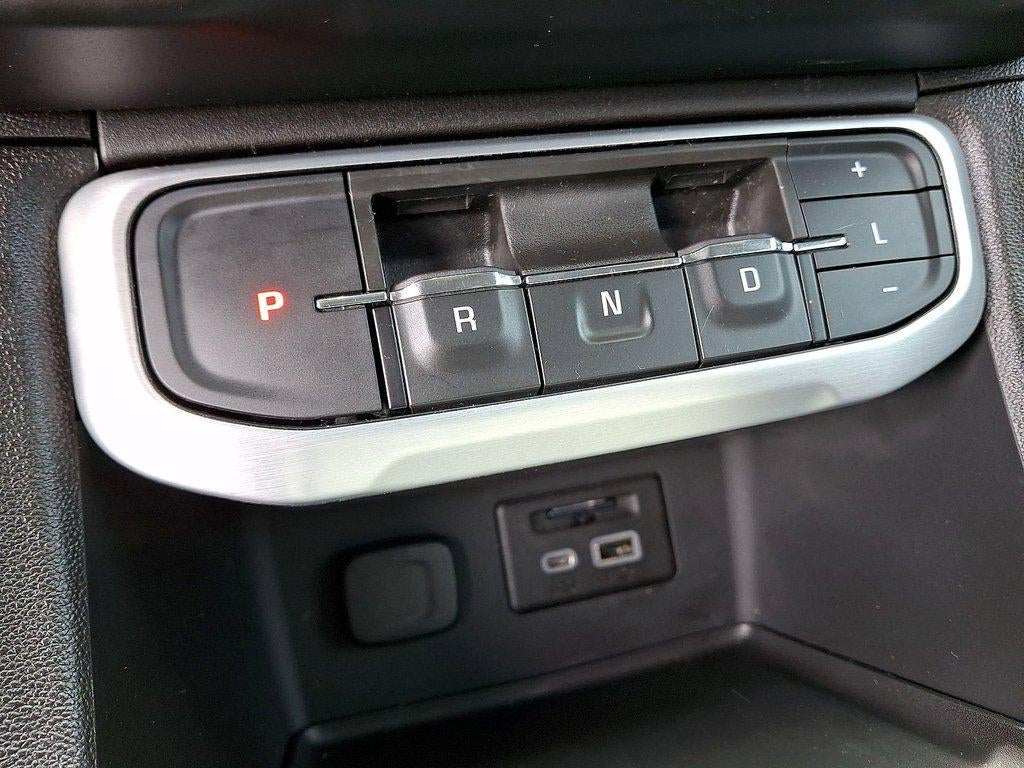 2023 GMC Acadia FWD 4dr SLT