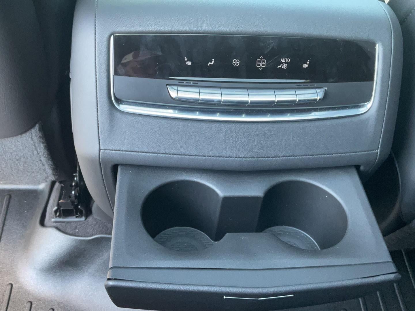 2022 Cadillac Escalade ESV Premium Luxury