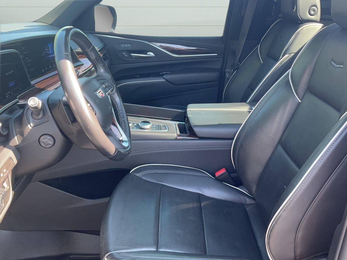 2022 Cadillac Escalade ESV Premium Luxury