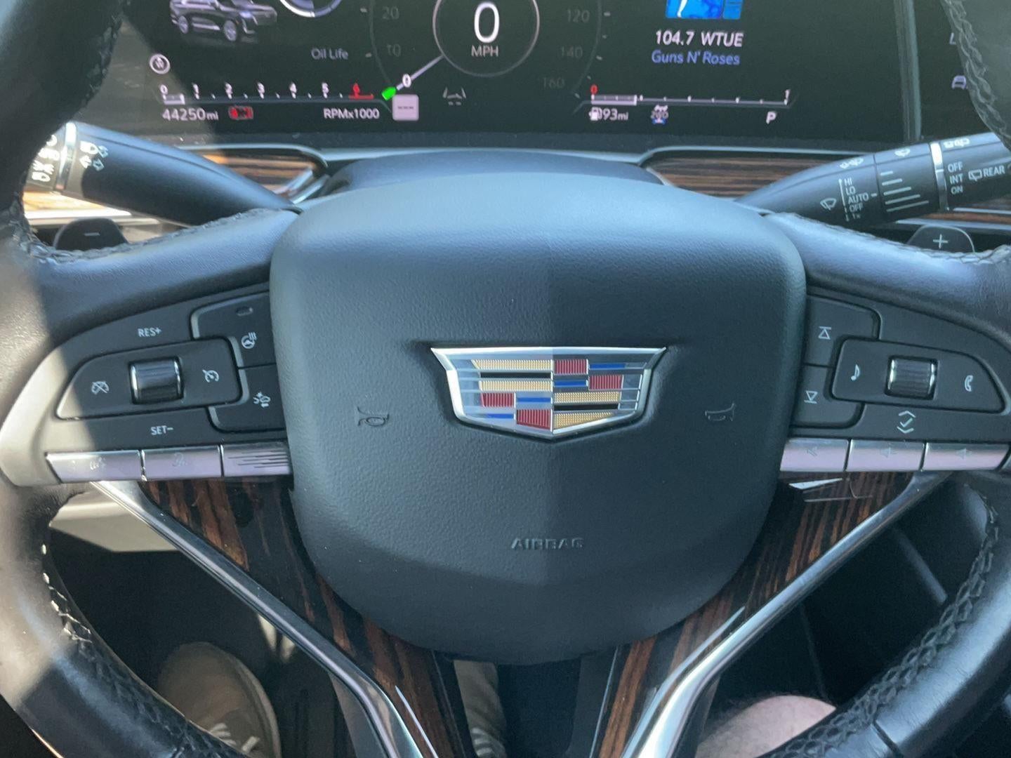 2022 Cadillac Escalade ESV Premium Luxury
