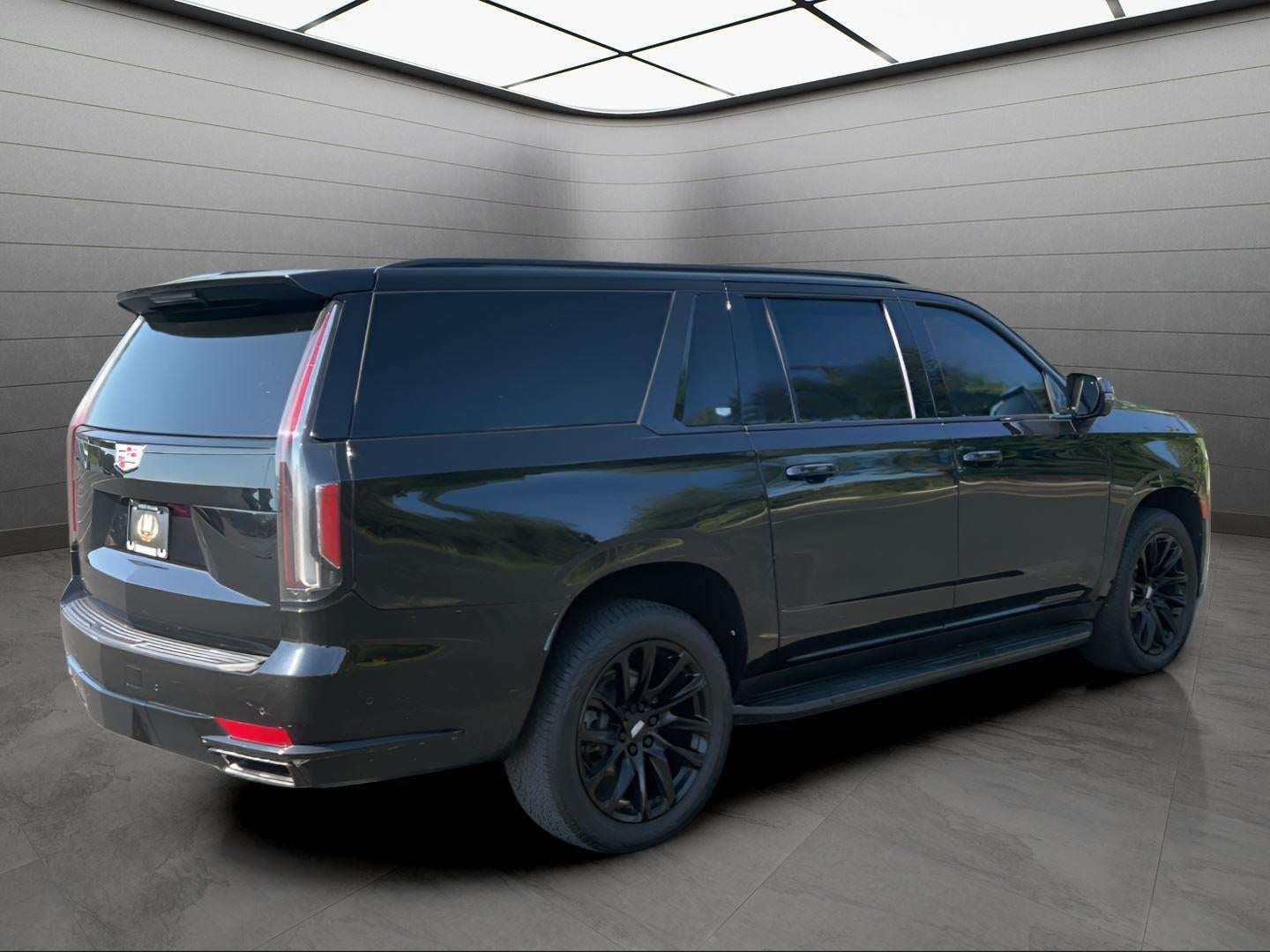 2022 Cadillac Escalade ESV Premium Luxury