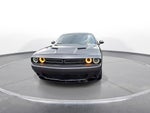 2019 Dodge Challenger SXT RWD