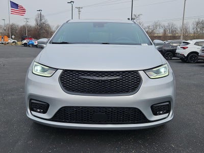 2022 Chrysler Pacifica Hybrid Limited