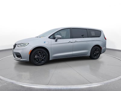2022 Chrysler Pacifica Hybrid Limited
