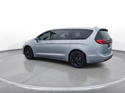 2022 Chrysler Pacifica Hybrid Limited