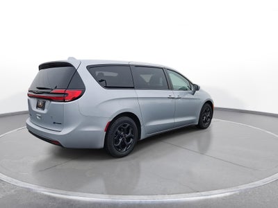 2022 Chrysler Pacifica Hybrid Limited
