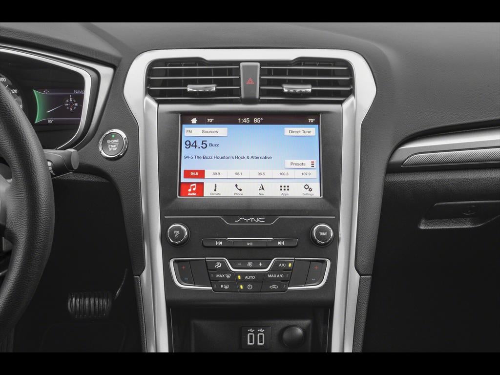 2020 Ford Fusion SE