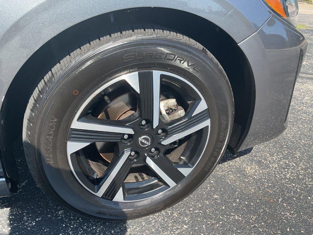 2024 Nissan Sentra SV CVT