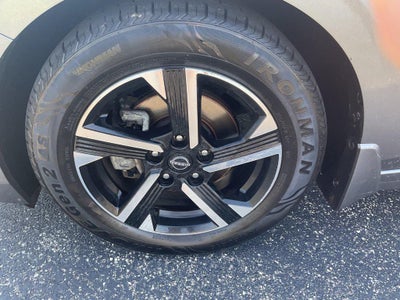 2024 Nissan Sentra SV CVT