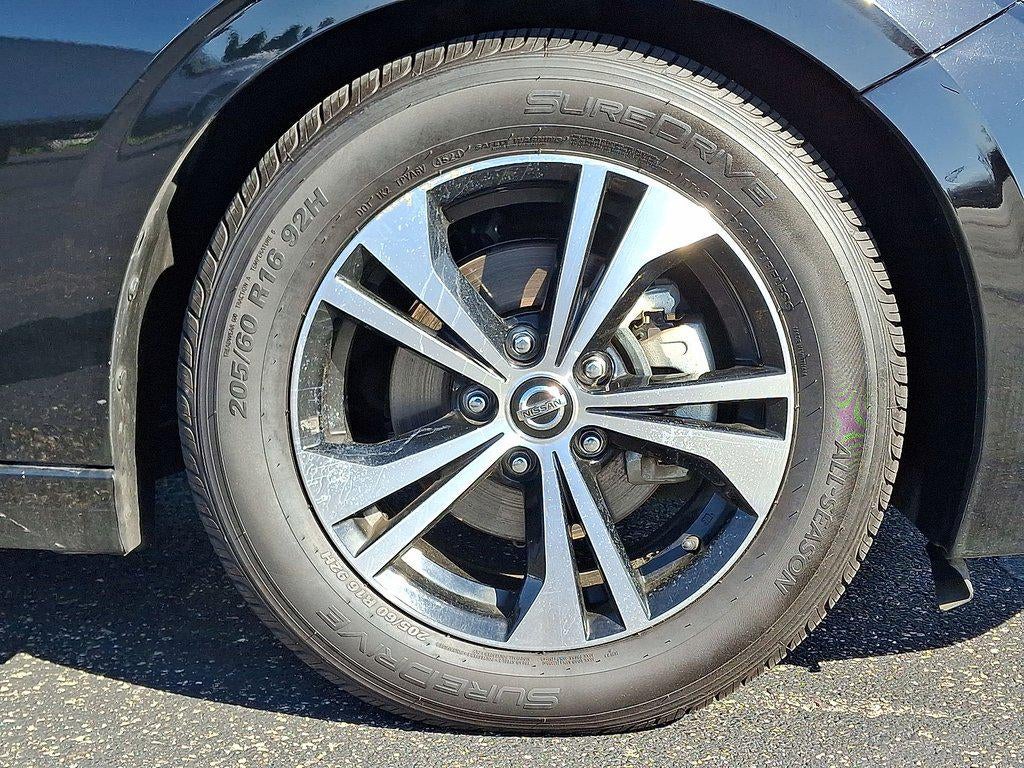2023 Nissan Sentra SV Xtronic CVT