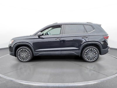2025 Volkswagen Taos SE FWD