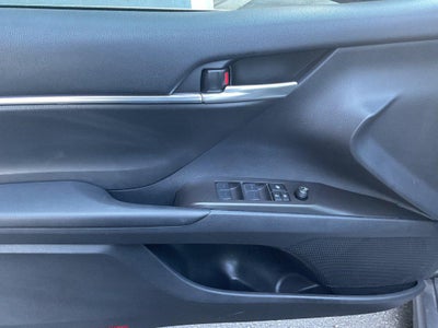 2024 Toyota Camry SE Auto (Natl)