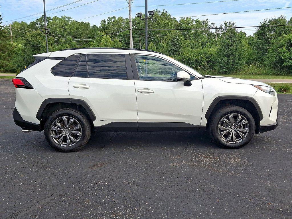2022 Toyota Rav4 Hybrid XLE Premium AWD (Natl)