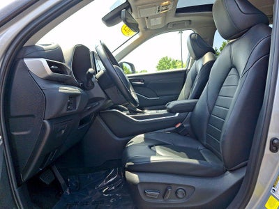2023 Toyota Highlander Hybrid XLE AWD (Natl)