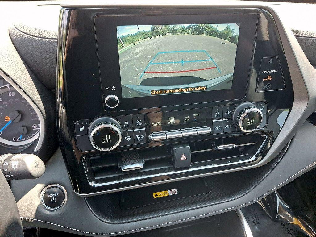 2023 Toyota Highlander Hybrid XLE AWD (Natl)