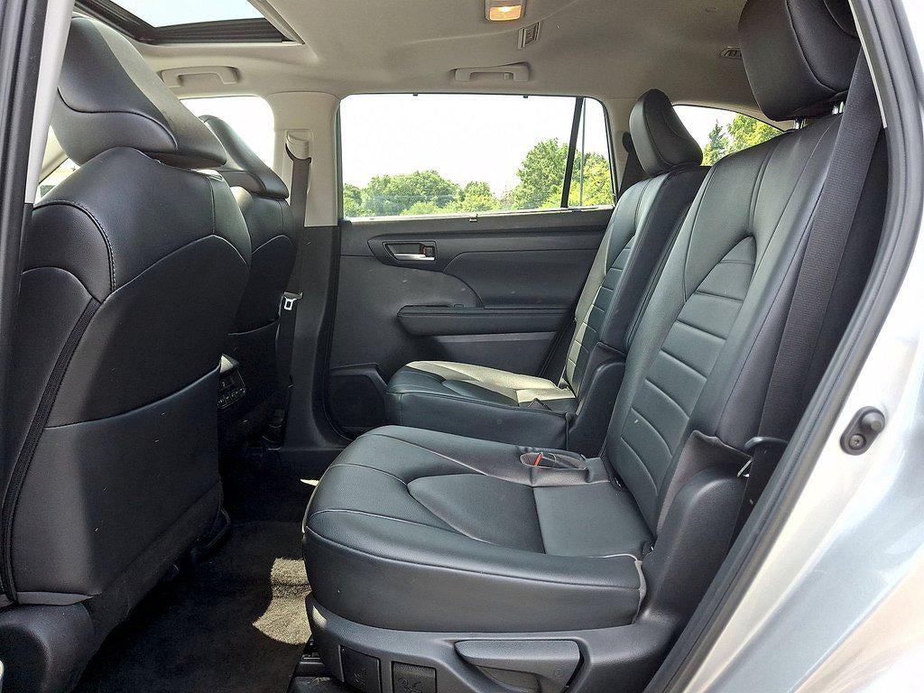 2023 Toyota Highlander Hybrid XLE AWD (Natl)
