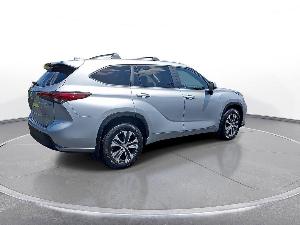 2023 Toyota Highlander Hybrid XLE AWD (Natl)