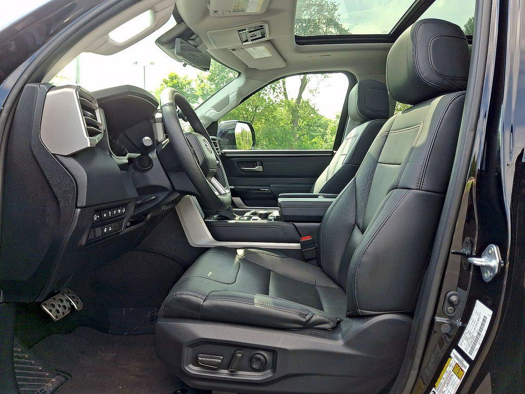 2023 Toyota Tundra 4Wd Limited CrewMax 5.5 Bed (Natl)