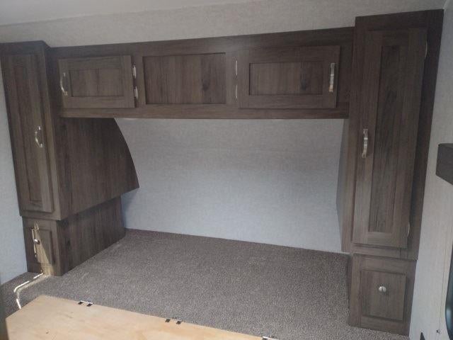 2021 East to West SILVER LAKE 27KNS Base