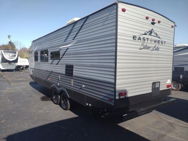 2021 East to West SILVER LAKE 27KNS Base