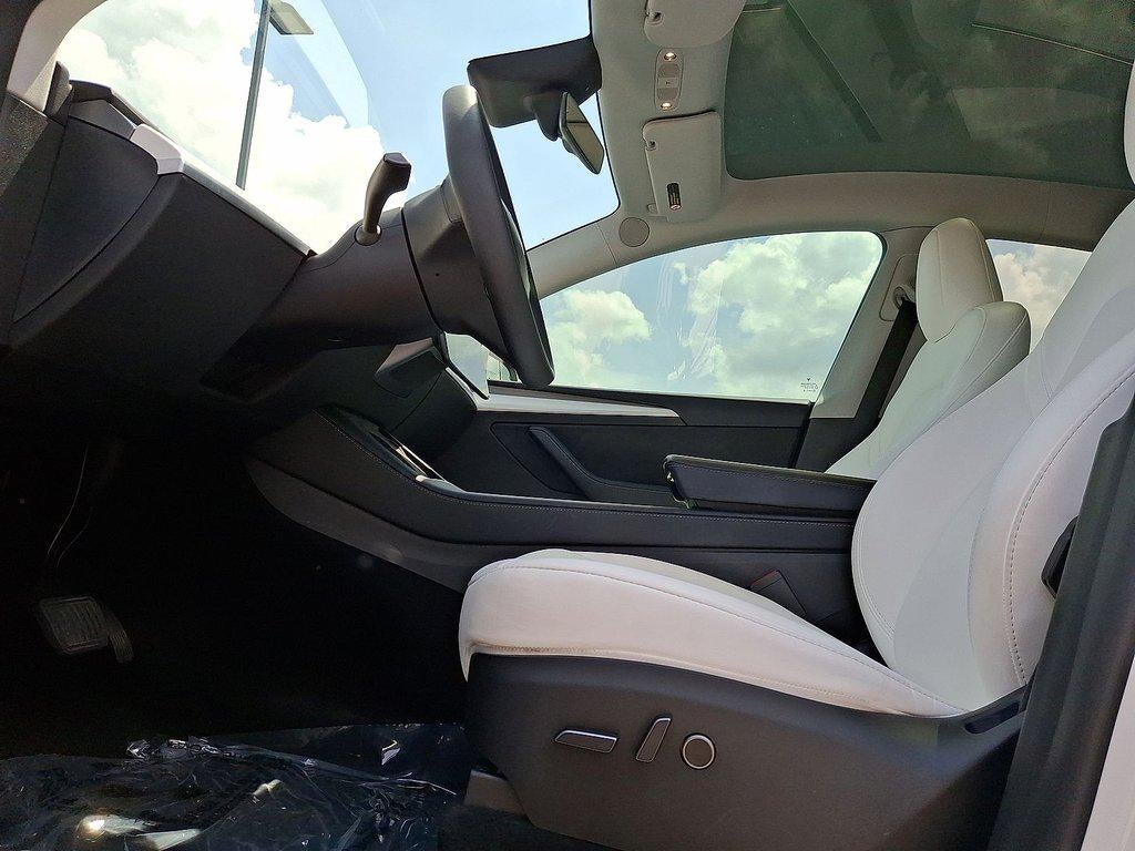 2023 Tesla Model Y Long Range AWD