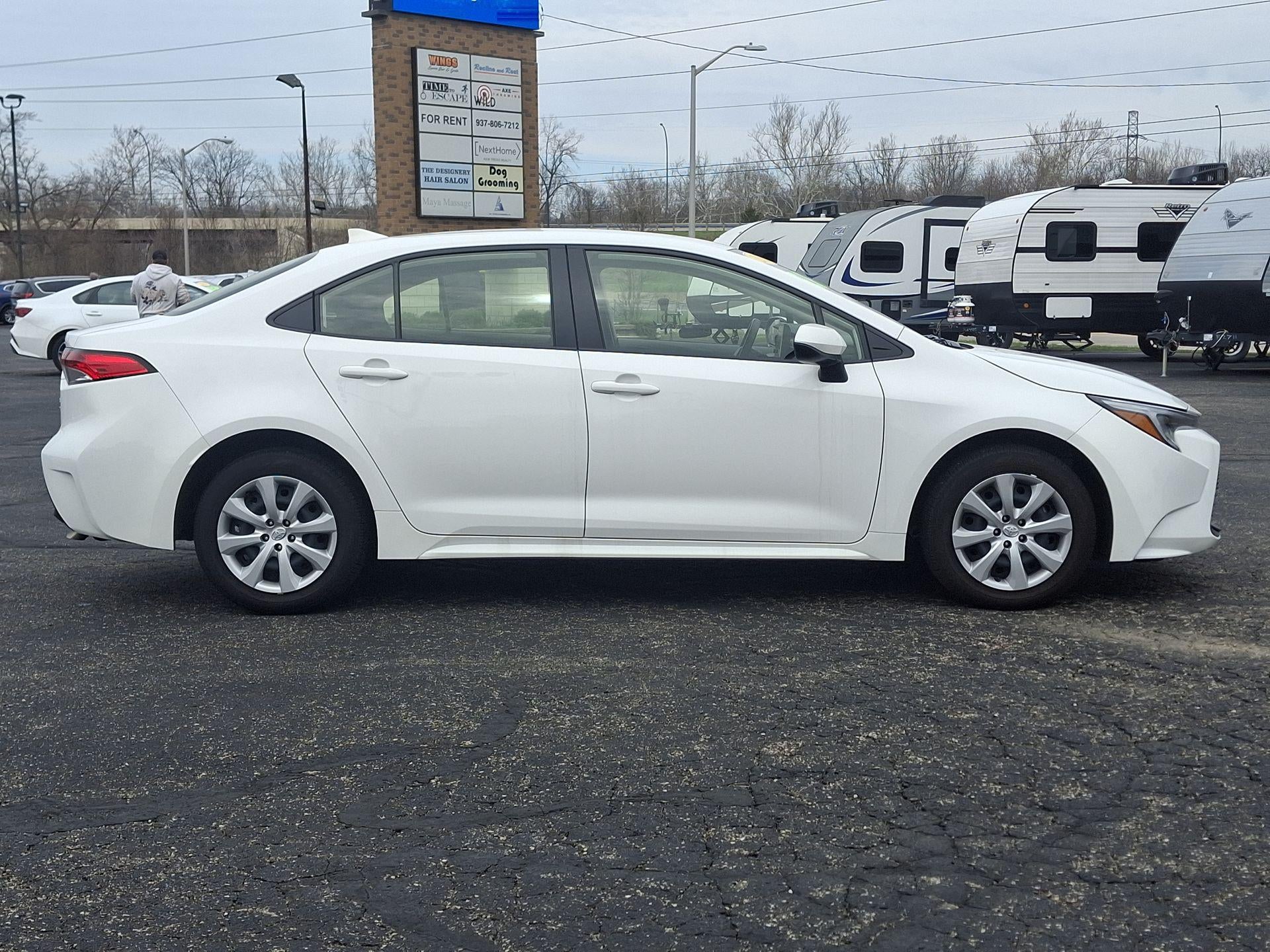 2025 Toyota Corolla Hybrid LE