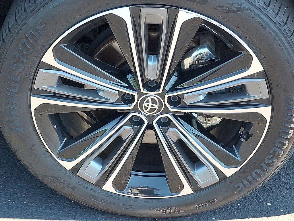2023 Toyota Bz4x XLE AWD (Natl)