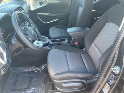 2024 Kia Soul LX IVT