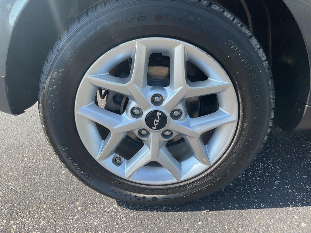 2024 Kia Soul LX IVT
