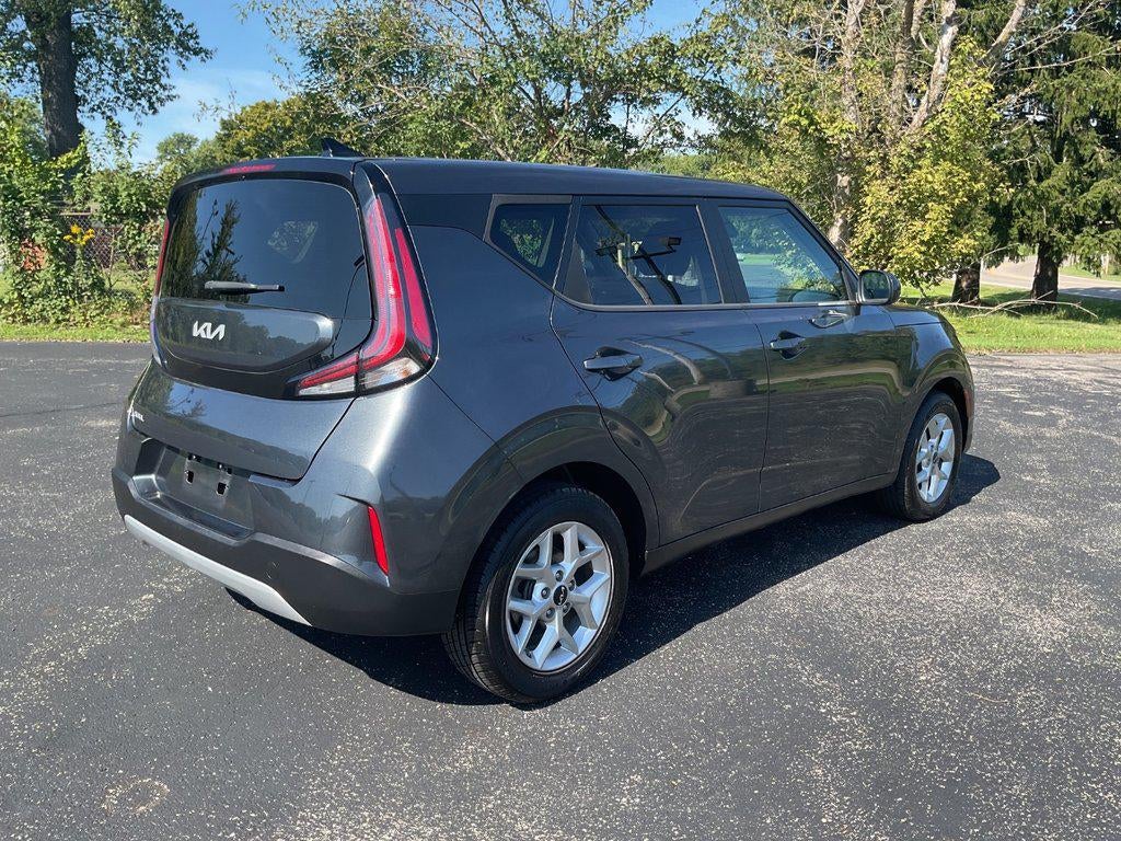 2024 Kia Soul LX IVT