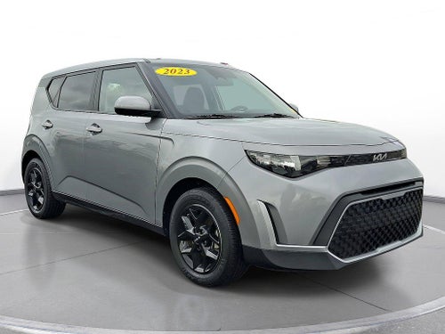 2023 Kia Soul LX IVT